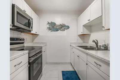 [Address not provided], Hallandale Beach, FL 33009 - Photo 2