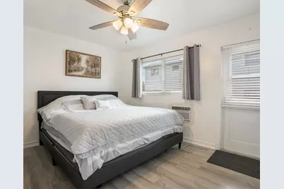 [Address not provided], Hallandale Beach, FL 33009 - Photo 4