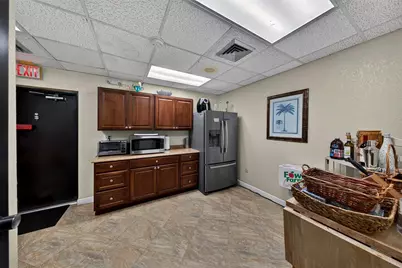 3050 E Commercial Boulevard, Fort Lauderdale, FL 33308 - Photo 16