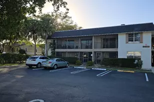 2810 Riverside Dr, Coral Springs, FL 33065 - Photo 2