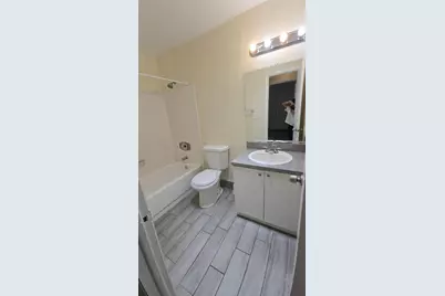 2810 Riverside Drive #202, Coral Springs, FL 33065 - Photo 18