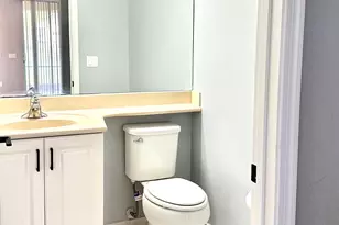 1886 SW Grey Falcon Cir Circle SW, Vero Beach, FL 32962 - Photo 12