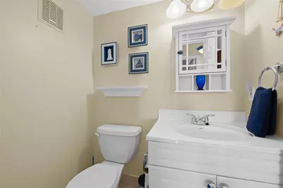 243 N Farnham K #243, Deerfield Beach, FL 33442 - Photo 14