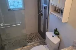 9335 NW 45th St, Sunrise, FL 33351 - Photo 12