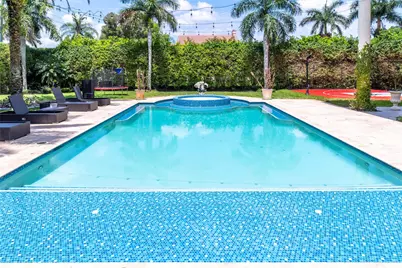 1203 NW 121st Avenue, Plantation, FL 33323 - Photo 10