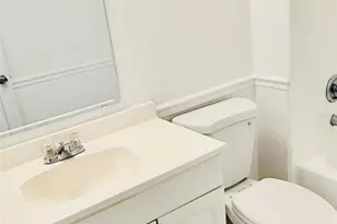 8060 N Colony Cir, Tamarac, FL 33321 - Photo 22