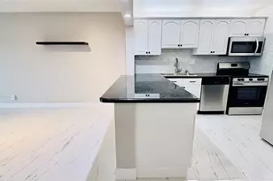 8060 N Colony Cir, Tamarac, FL 33321 - Photo 6