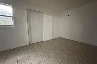 6630 Racquet Club Dr, Lauderhill, FL 33319 - Photo 14