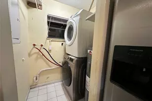 6630 Racquet Club Dr, Lauderhill, FL 33319 - Photo 8