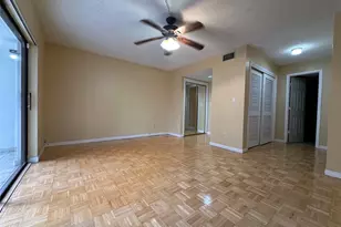 6630 Racquet Club Dr, Lauderhill, FL 33319 - Photo 18