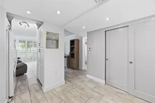 9460 Sunrise Lakes Blvd, Sunrise, FL 33322 - Photo 4