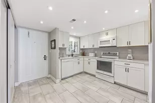 9460 Sunrise Lakes Blvd, Sunrise, FL 33322 - Photo 1