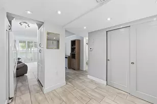 9460 Sunrise Lakes Blvd, Sunrise, FL 33322 - Photo 4