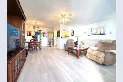 4106 Cambridge E #4106, Deerfield Beach, FL 33442 - Photo 2