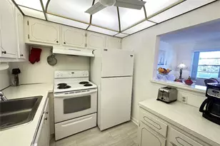 4106 Cambridge E, Deerfield Beach, FL 33442 - Photo 12