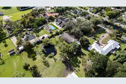 4251 SW 143rd Avenue, Miramar, FL 33027 - Photo 4