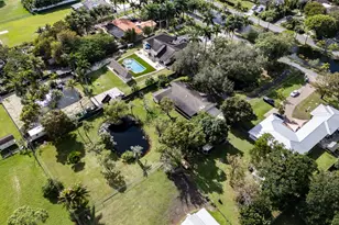 4251 SW 143rd Ave, Miramar, FL 33027 - Photo 4