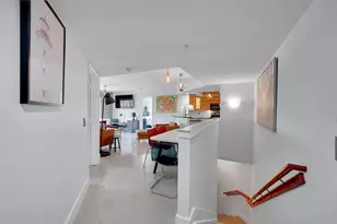 2021 SE 10th Ave, Fort Lauderdale, FL 33316 - Photo 2