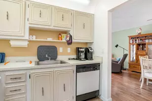 2851 Somerset Dr, Lauderdale Lakes, FL 33311 - Photo 12