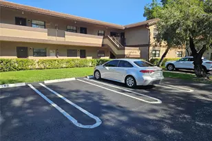 10571 Royal Palm Blvd, Coral Springs, FL 33065 - Photo 10