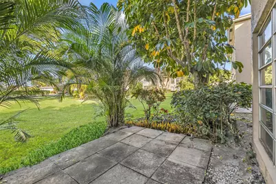 13950 Via Flora #B, Delray Beach, FL 33484 - Photo 36