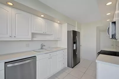 936 Intracoastal D #10E, Fort Lauderdale, FL 33304 - Photo 22