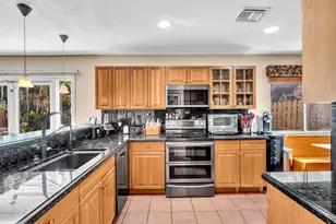 1449 Banyan Cir, Pompano Beach, FL 33069 - Photo 4