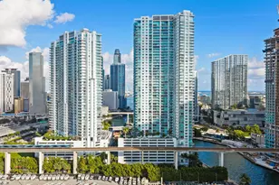 92 SW 3rd St, Miami, FL 33130 - Photo 6