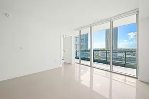 92 SW 3rd St, Miami, FL 33130 - Photo 16