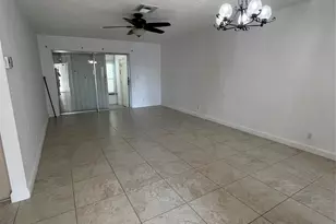 2868 Ashley Dr Unit, West Palm Beach, FL 33415 - Photo 2