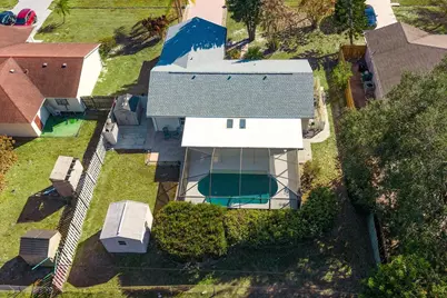 1533 SE Minorca Avenue, Port Saint Lucie, FL 34952 - Photo 32