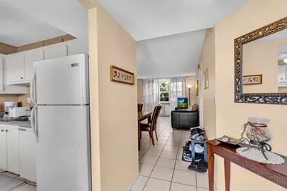 2600 NW 49th Avenue #309, Lauderdale Lakes, FL 33313 - Photo 4