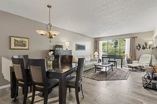 2307 S Cypress Bend Dr, Pompano Beach, FL 33069 - Photo 2