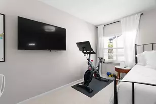 1321 Bayview Dr, Fort Lauderdale, FL 33304 - Photo 30