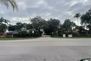 11884 NW 2nd Ct, Coral Springs, FL 33071 - Photo 2