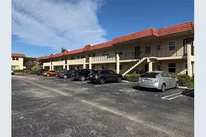 22 Abbey Lane #205, Delray Beach, FL 33446 - Photo 2