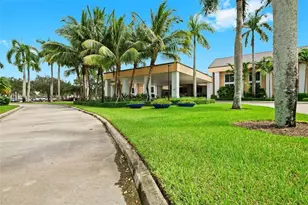 9784 Malvern Dr, Tamarac, FL 33321 - Photo 16
