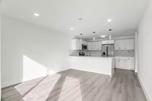 20731 NW 41st Avenue Rd, Miami Gardens, FL 33055 - Photo 2