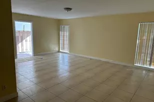 7013 NW 63rd Ct, Tamarac, FL 33321 - Photo 4