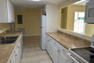 7013 NW 63rd Ct, Tamarac, FL 33321 - Photo 20