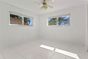 2325 NE 9th St, Pompano Beach, FL 33062 - Photo 22