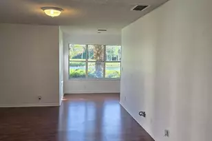 3310 Pinewalk Dr N Unit, Margate, FL 33063 - Photo 2