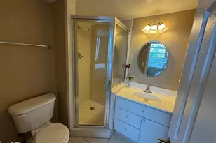 900 Colony Point Cir, Pembroke Pines, FL 33026 - Photo 26