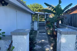 4421 NW 34th Ct, Lauderdale Lakes, FL 33319 - Photo 18