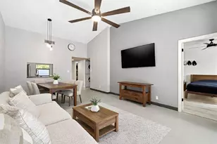 3053 Carambola Cir Unit, Coconut Creek, FL 33066 - Photo 12