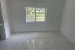 751 NW 18th St, Pompano Beach, FL 33060 - Photo 8