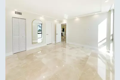 4800 Bayview Drive #503, Fort Lauderdale, FL 33308 - Photo 10