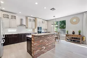 1878 SW 177th Ave, Miramar, FL 33029 - Photo 12