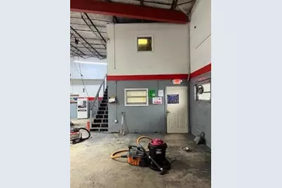 1901 N Dixie Highway, Pompano Beach, FL 33060 - Photo 16