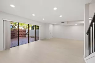 3012 Willow Ln, Hollywood, FL 33021 - Photo 8